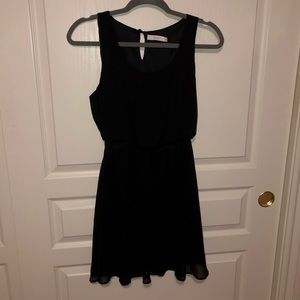 Simple Black Tank Dress. Cinched Waist.